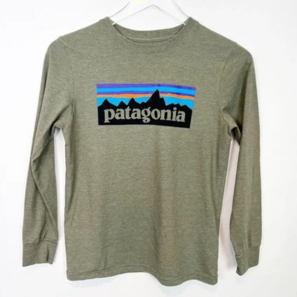 Other - boys long sleeves green shirt L